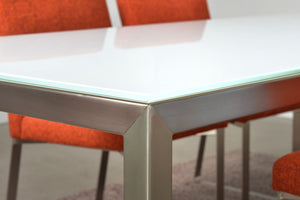 Cubo Table