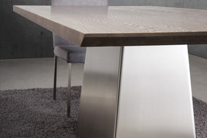 Scuplture Table